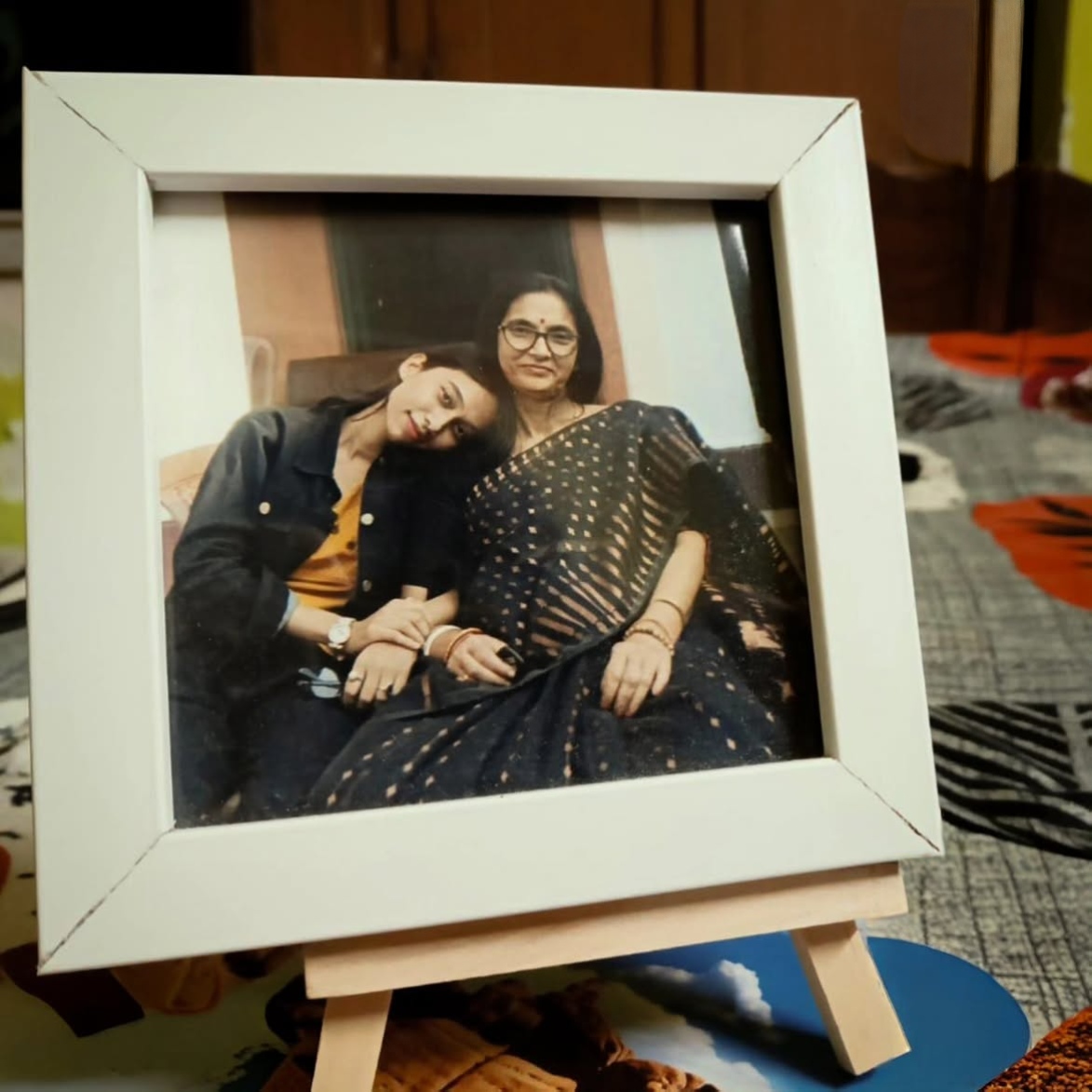 Mini White Frame
